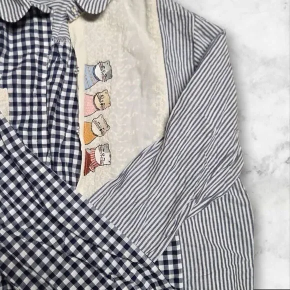 Long Sleeve Plaid Button Up Cat Shirt Size Small - Picture 3 of 4